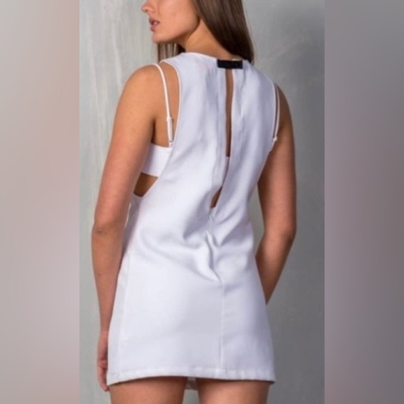 White Sleeveless Side Cut Dress Sz S - Picture 3 of 4